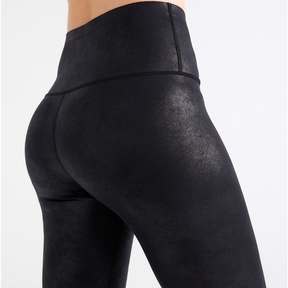 Knix Womens High Waisted Contour Leggings Black Shimmer Medium Edgy Athleisure - Picture 15 of 15